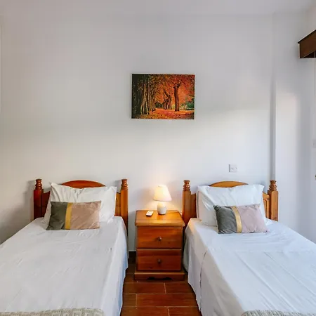 Rafaella Private Pool, Gym & Jacuzzi * Peyia