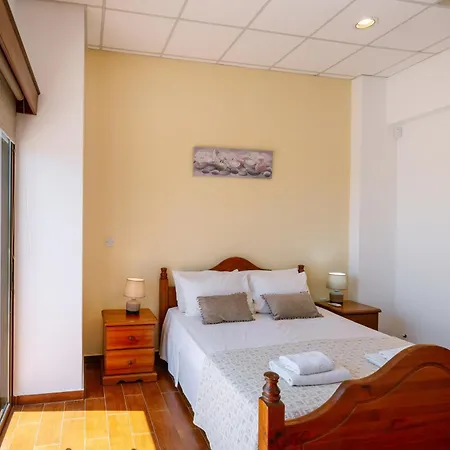 Rafaella Private Pool, Gym & Jacuzzi Villa Peyia